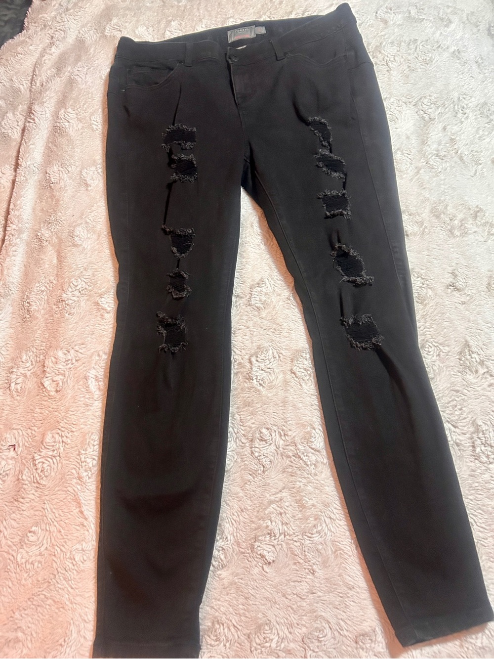 Torrid Bombshell Skinny Distressed Jeans - Black- Plus